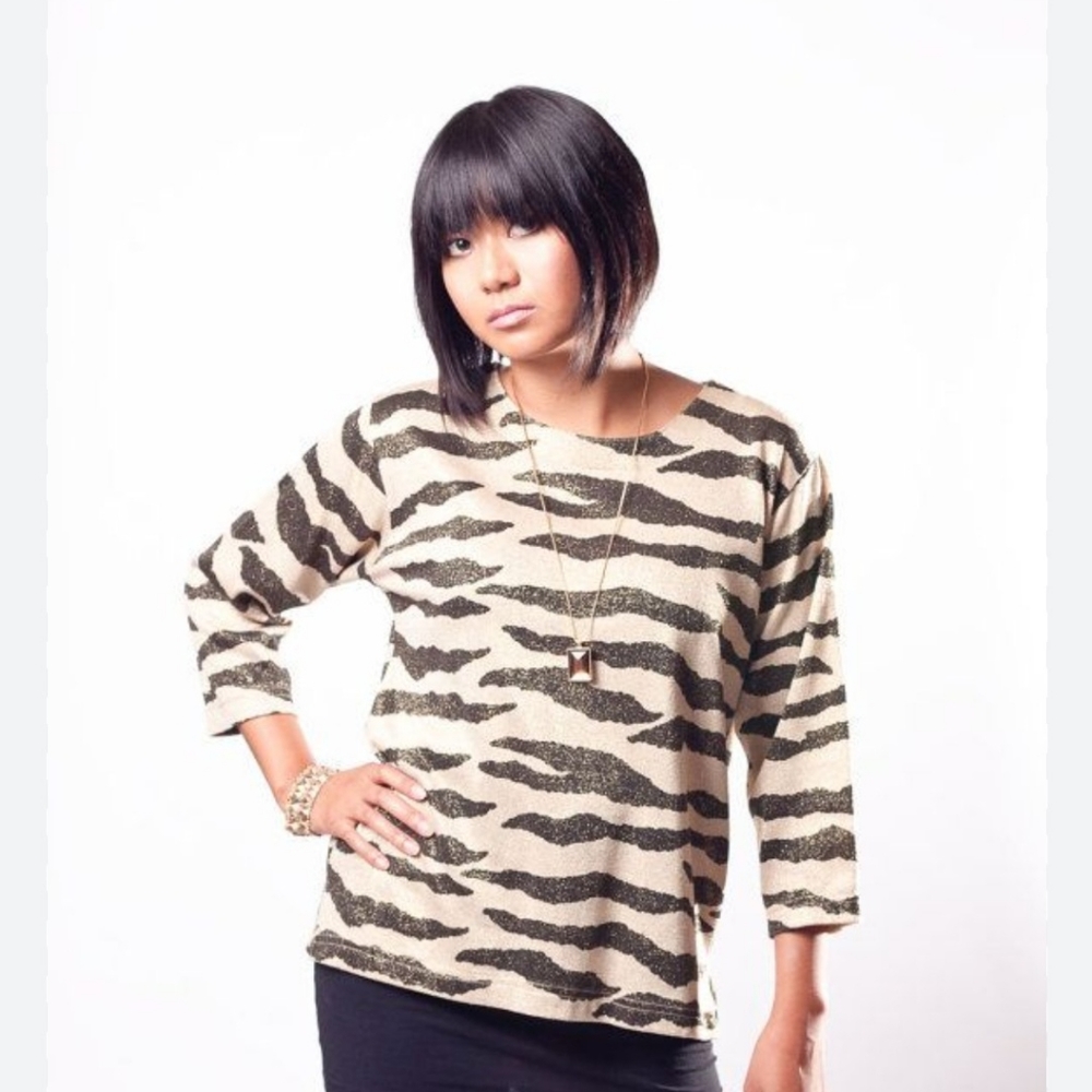Bob Mackie Vintage tunic style top TIGER Gold Black Size P/M Designer - Picture 3 of 16